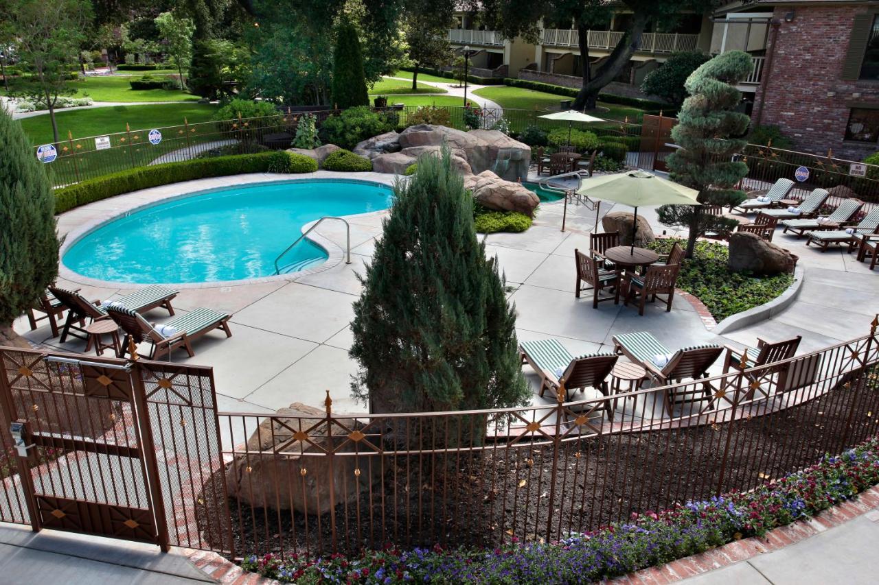 The Piccolo Hotel Paso Robles Exterior photo